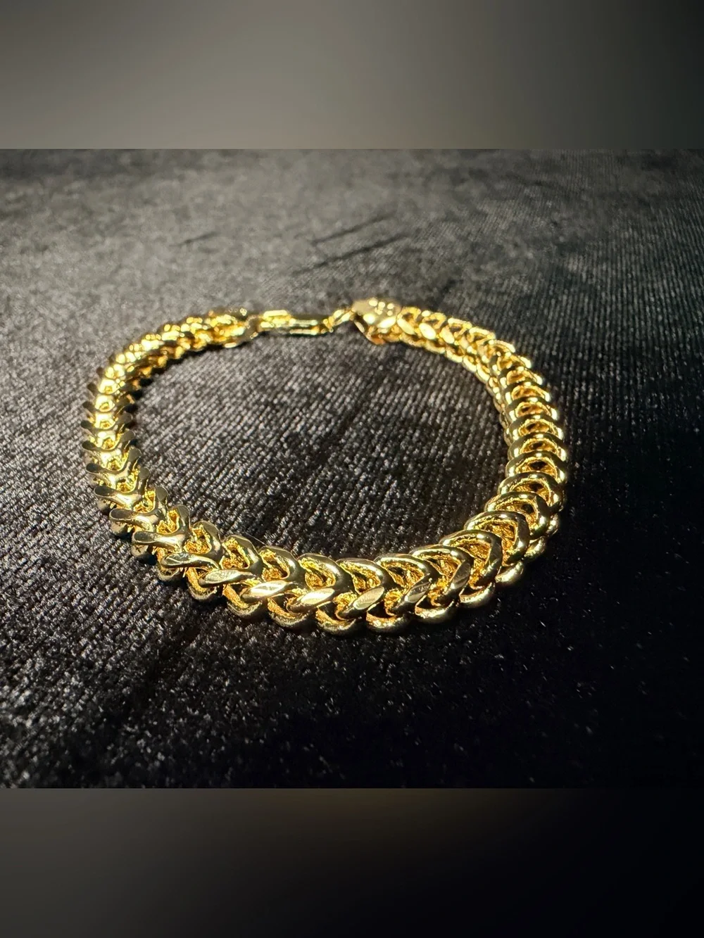 Franco 8in 6.5MM Italy 750 Stamped Gold filled bracelet. Must Have! Brand new